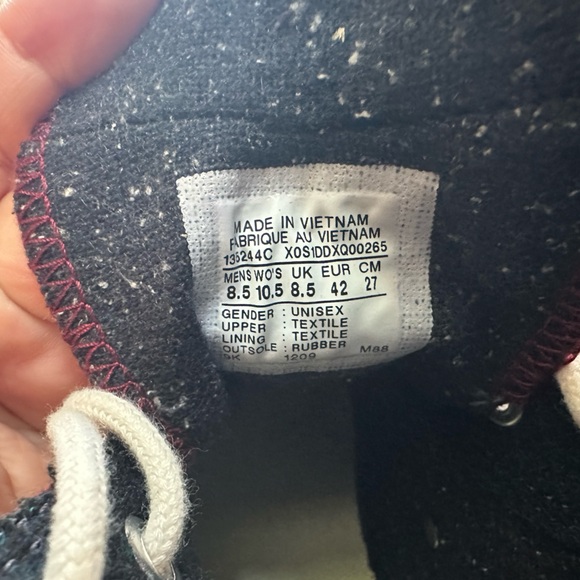 Converse Chuck Taylor AllStar High Top - Picture 7 of 9